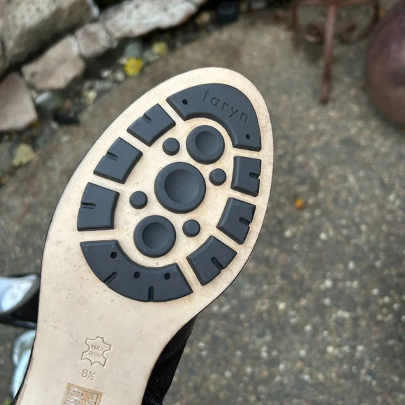 Taryn Rose Radiant Chocolate Brown Suede Calf Boots Size 8.5 NIB - Picture 12 of 15